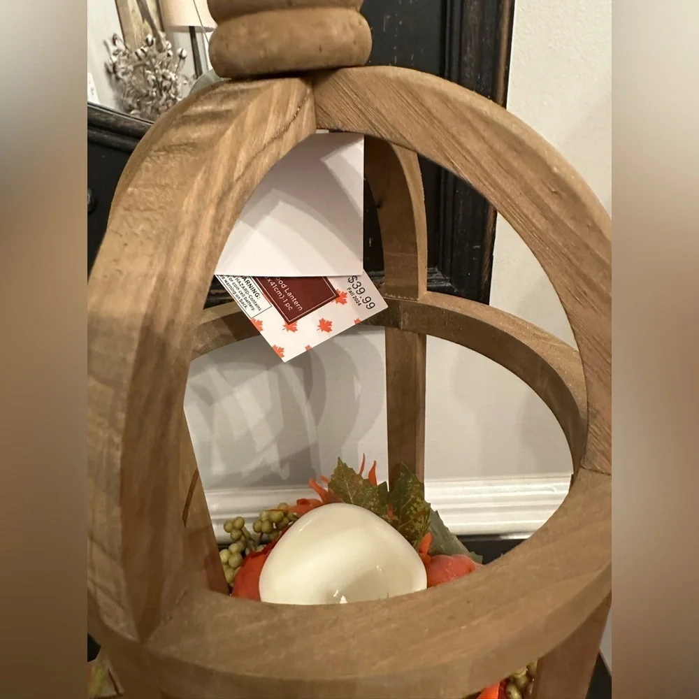 NWT Fall Lantern Décor – Wooden Lantern with Floral Ring & Candle